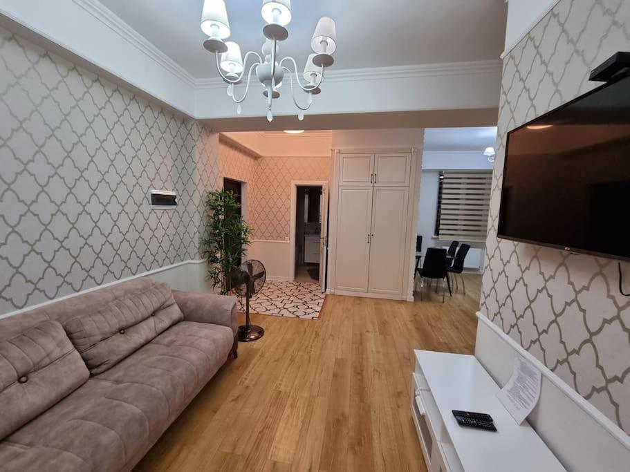 Grand Excelent New Ultra Central Apartments Кишинев Екстериор снимка