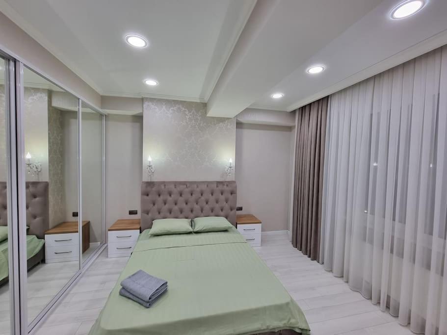 Grand Excelent New Ultra Central Apartments Кишинев Екстериор снимка
