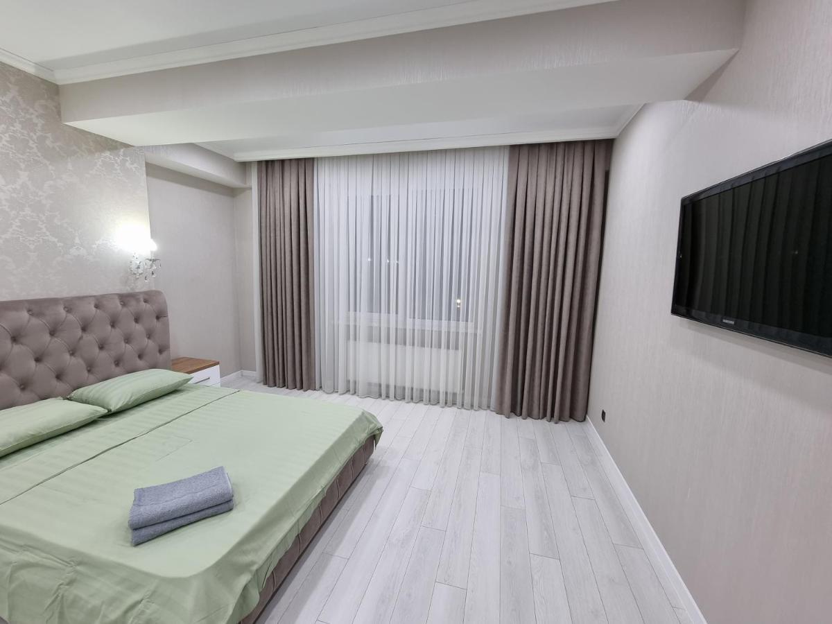 Grand Excelent New Ultra Central Apartments Кишинев Екстериор снимка