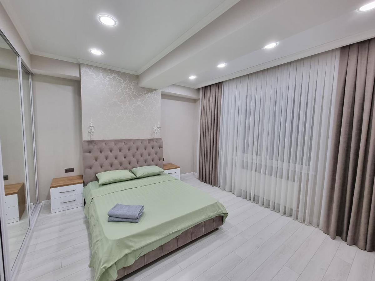 Grand Excelent New Ultra Central Apartments Кишинев Екстериор снимка